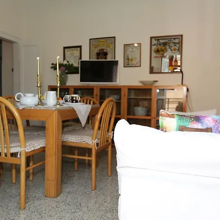 Abitare Il 900 * Verona
