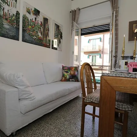 Abitare Il 900 מלון דירות